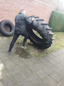 Tire flip personal training - Frank van Meurs